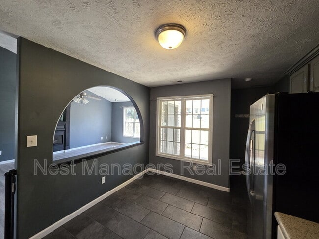 Photo - 7732 Redwood Ave