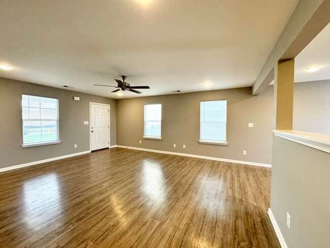 Photo - 6081 Arbor Wds Wy