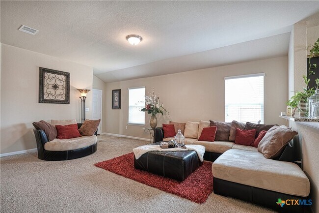 Photo - 5821 Roderick Dr