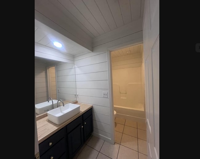 Photo - 2 bed 1 bath duplex in Mayfield, KY