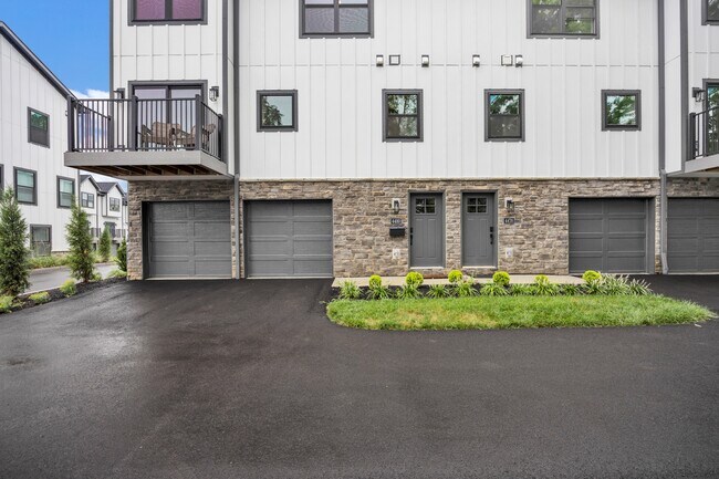 4480 Butterfield Pl Unit 1