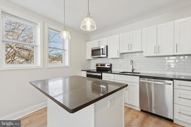 Photo - 137 E Spring Ave Unidad 2R