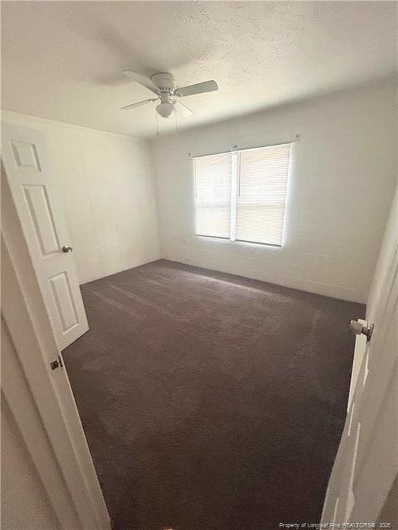 Photo - 421 Squirrel St