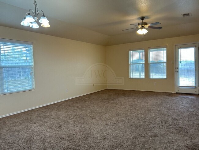 Photo - 5305 Eagles Nest Dr