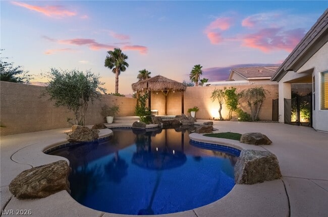 Building Photo - 2676 Lochleven Way