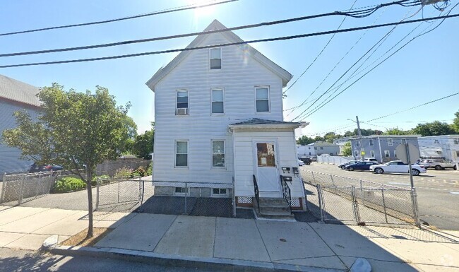 Building Photo - 49 Central Ave Unit #1F Rental