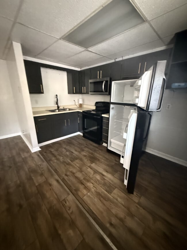 Photo - Creekside Apartments