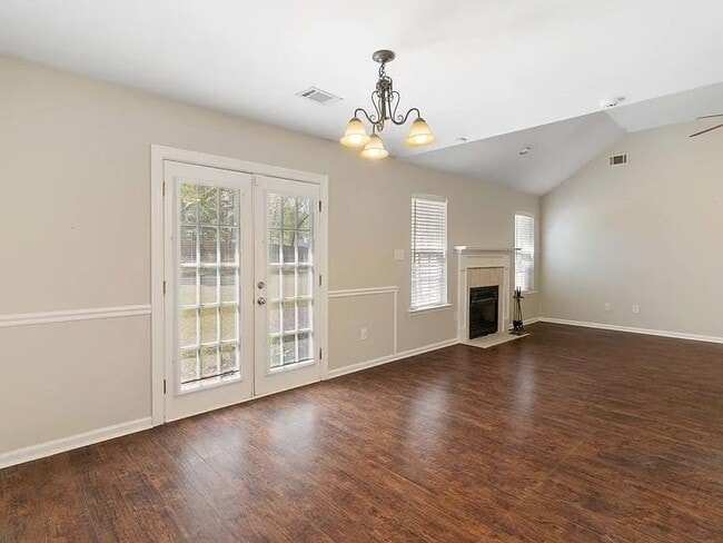 Photo - 5229 Silabert Ave