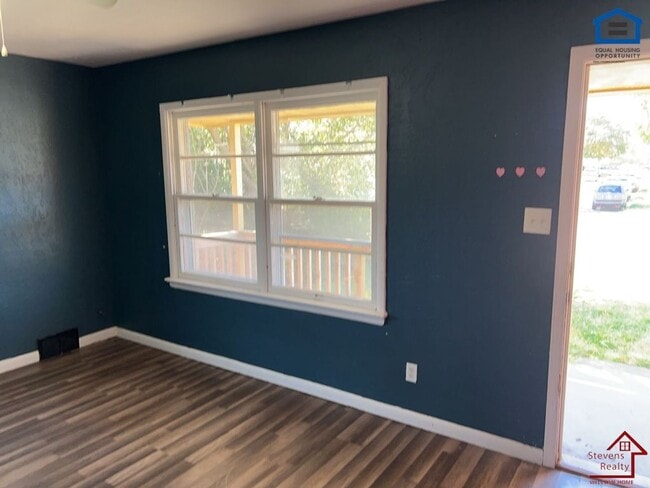 Photo - 2811 NW 21st Pl