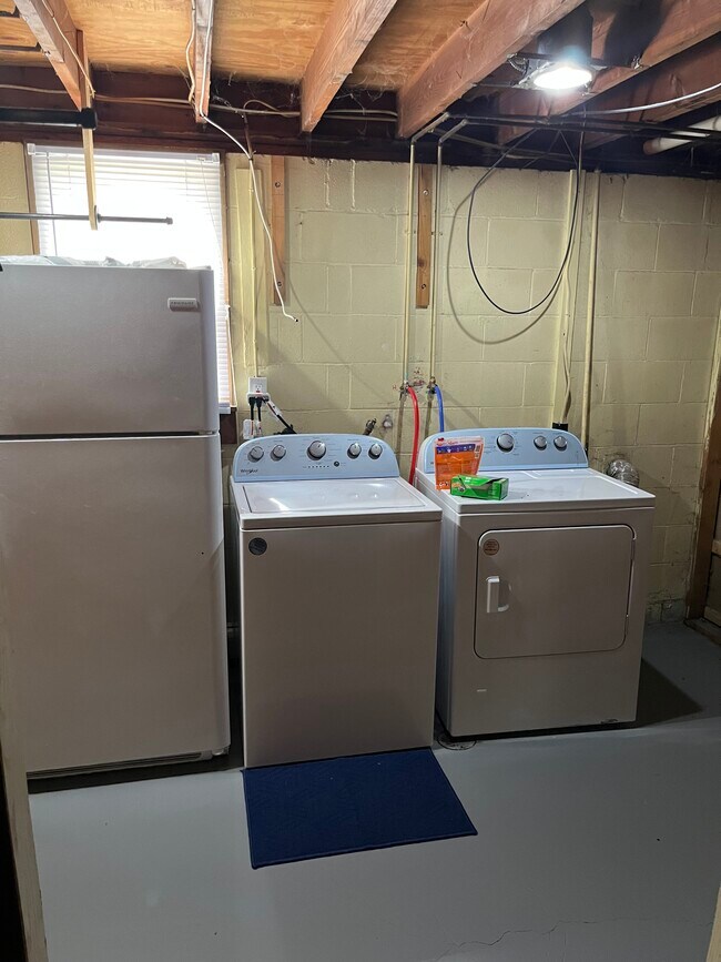 Photo - 809 Trumbull Dr