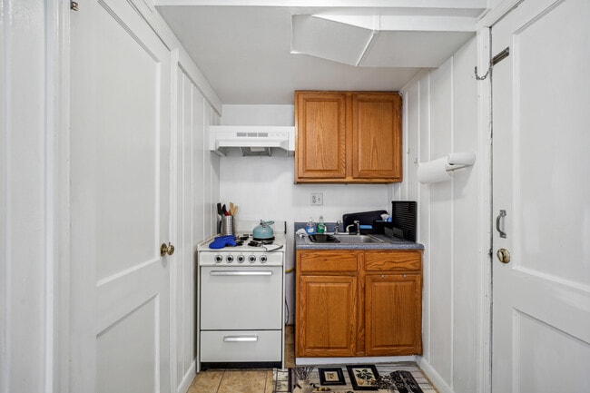 Photo - 2600 S Eads St Unidad On Eads B1