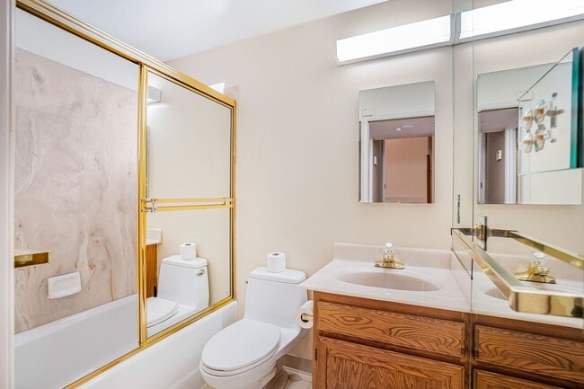 Photo - LAKESIDE HOUSE FOR RENT - $5,400