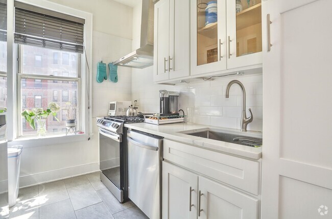 Building Photo - 103 12th St Unit 5 Rental
