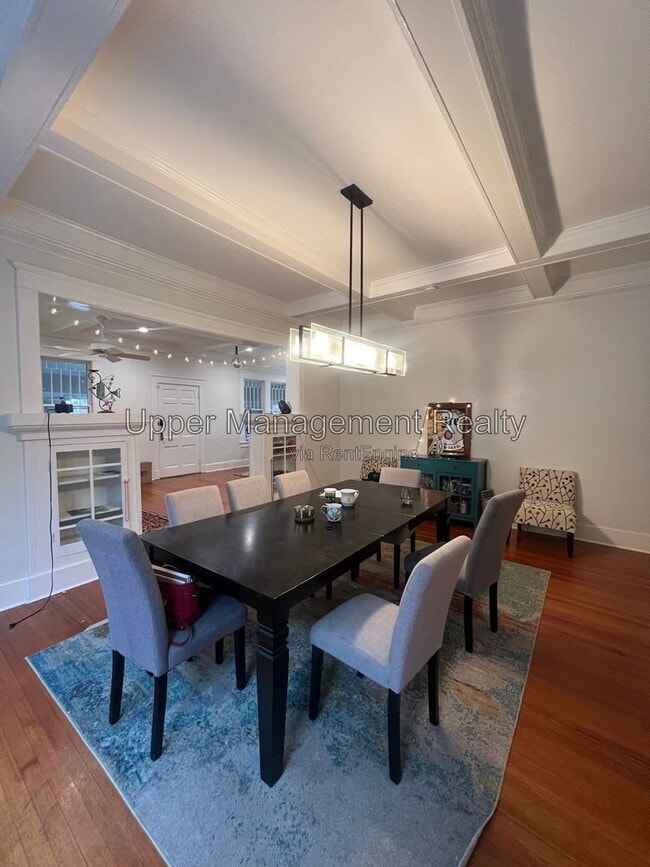 Photo - 1726 Pine St