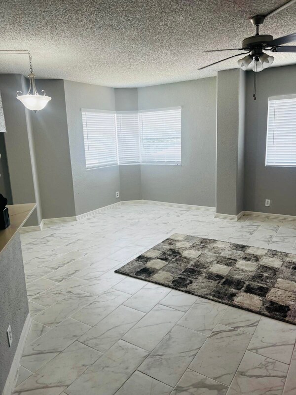 Photo - 5655 Glenmont Dr Unit 416