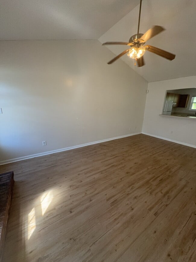 Photo - 212 Live Oak Ct Apartamento