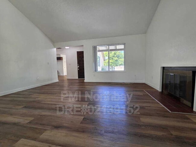 Photo - 1152 Hartford Pl