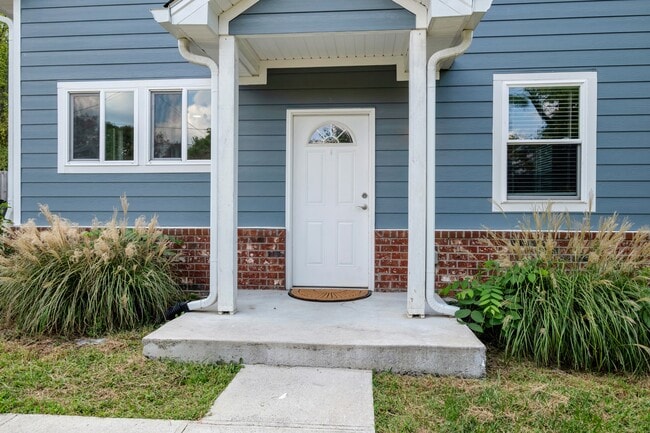 Photo - 203 Eastover St