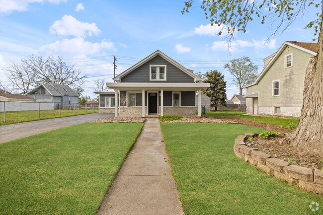 Building Photo - 3712 W 115th Pl Rental