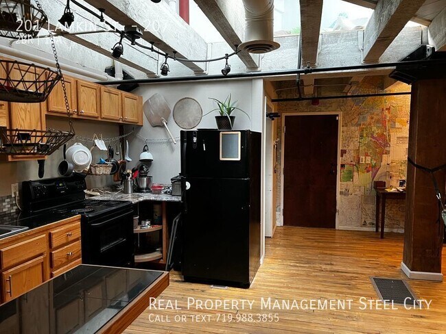 Photo - 201 Lamkin St