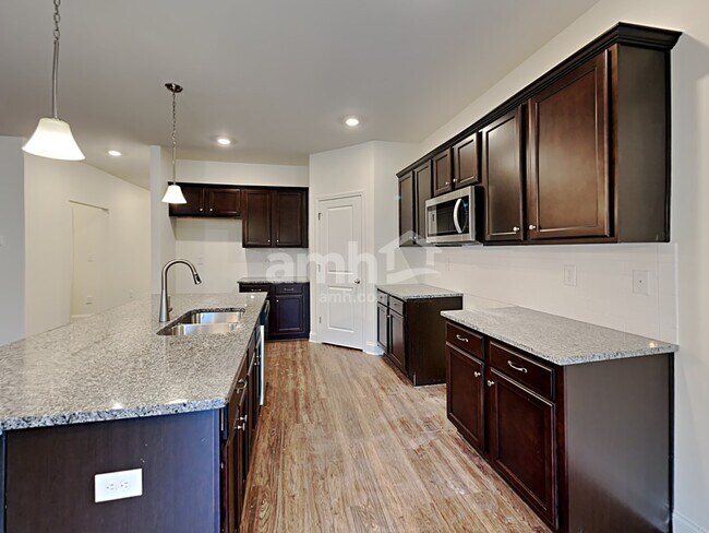 Photo - 1300 Ashlyn Ct