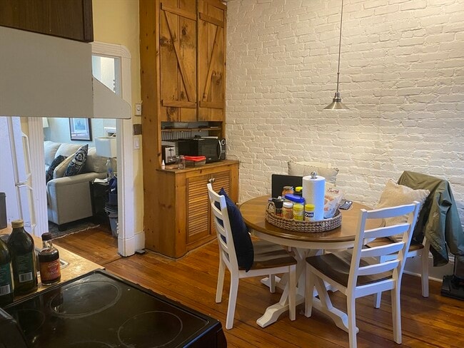 Photo - 99.5 Myrtle St Unit 4