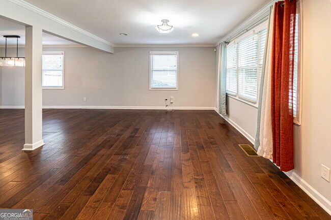 Photo - 1892 Terry Mill Rd SE