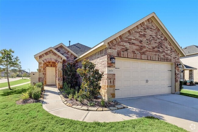 Building Photo - 16454 Rosary Pea Pl Rental