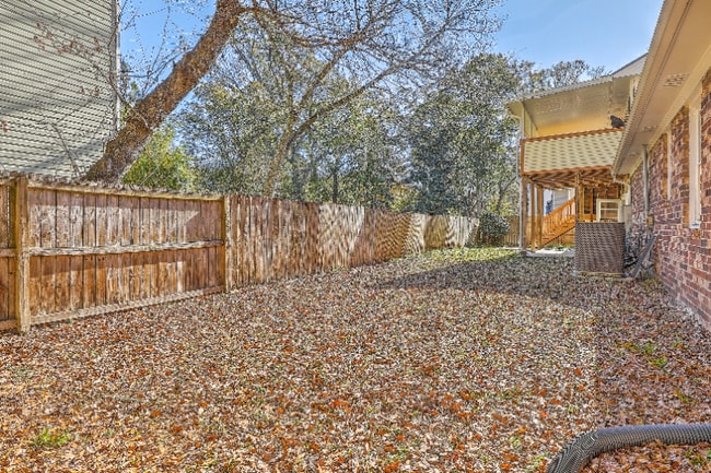 Photo - 1152 Bradford Ave