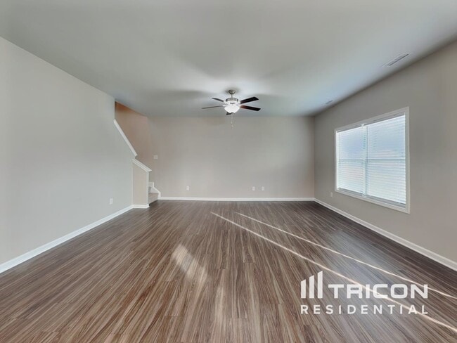 Photo - 265 Frst Mdw Ln