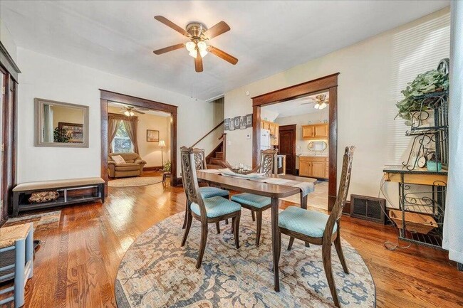 Photo - 1205 15th St SE