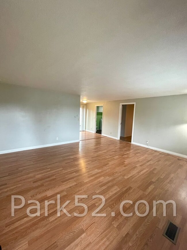 Photo - 2501 Bridgeport Way W Unit 2501