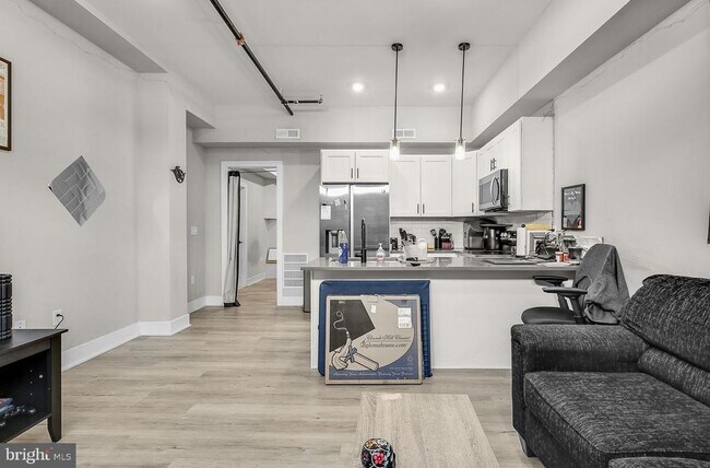 Photo - 3965 Lancaster Ave Apartment Unit 104