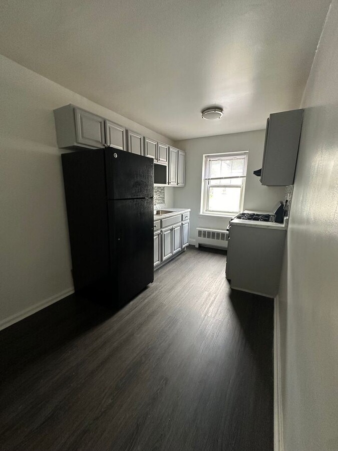 Photo - Rutgers Arms