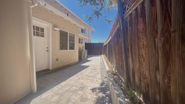 Photo - 1302 Grosventres Ct Unidad 2