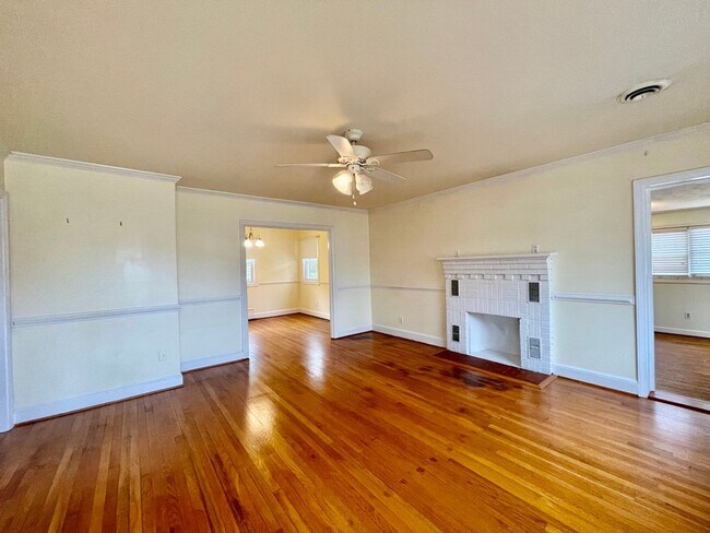 Photo - 1109 Smithfield Ave