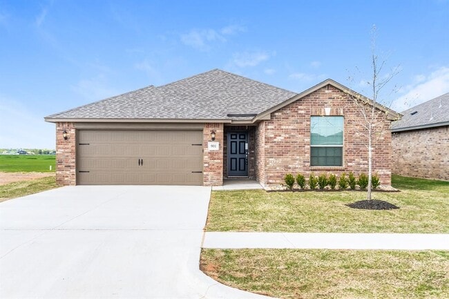 Building Photo - 901 NW 6th St