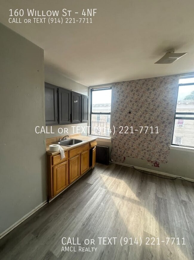 160 Willow St Unit 4NF
