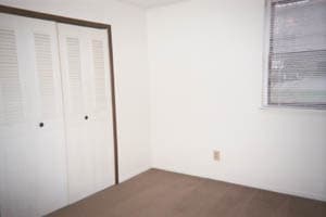 Bedroom - Park Lane Circle Apartments