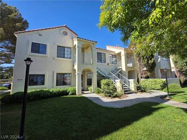 Building Photo - 4865 S Torrey Pines Dr Unit 106