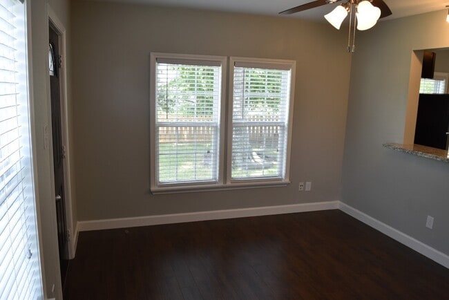 Photo - 1519 W 12th St Unit 1519