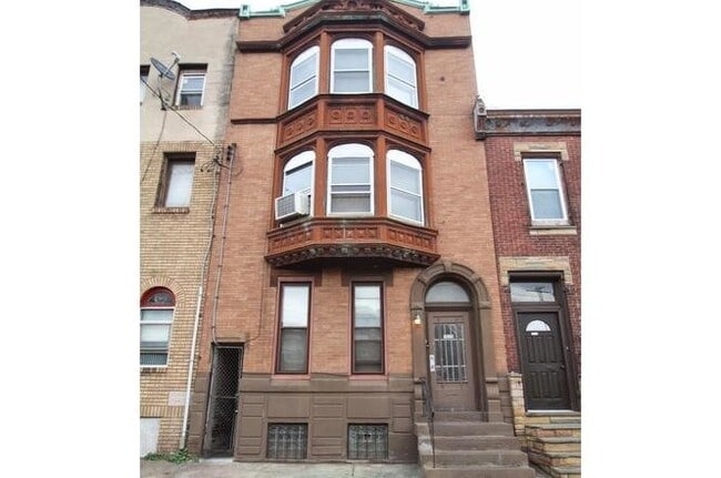 Photo - 2035 E Allegheny Ave