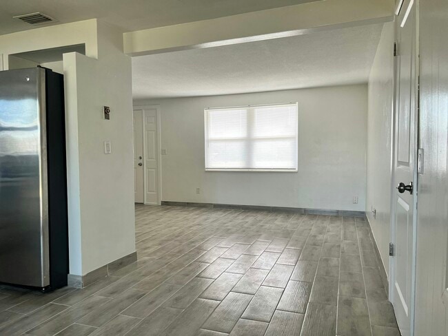 Photo - 4313 Oak Bluff Ave