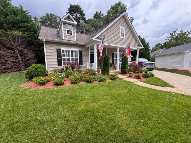 Photo - Charming Getaway