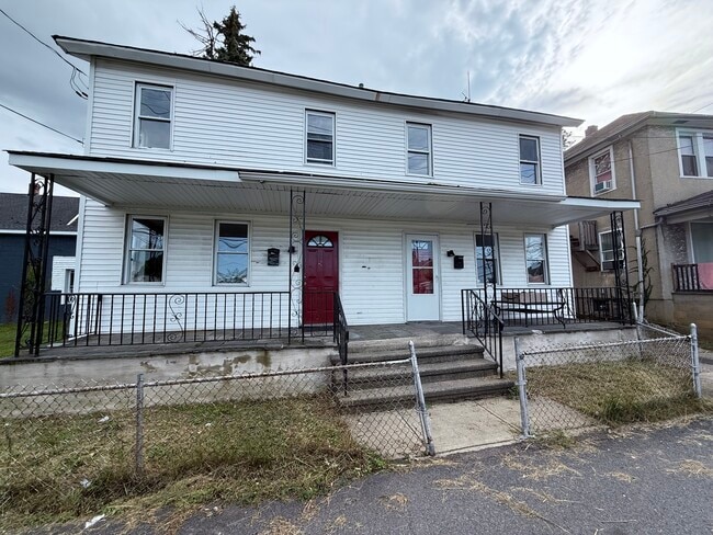 Building Photo - 1109 Howell St Unit 1109 Rental