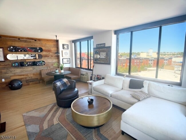 Photo - 415 Newark St.