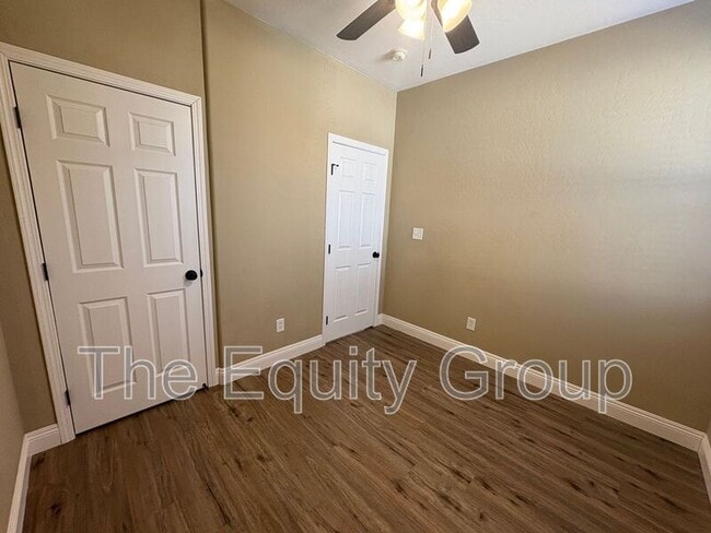 Photo - 1424 N Oliveto Ct