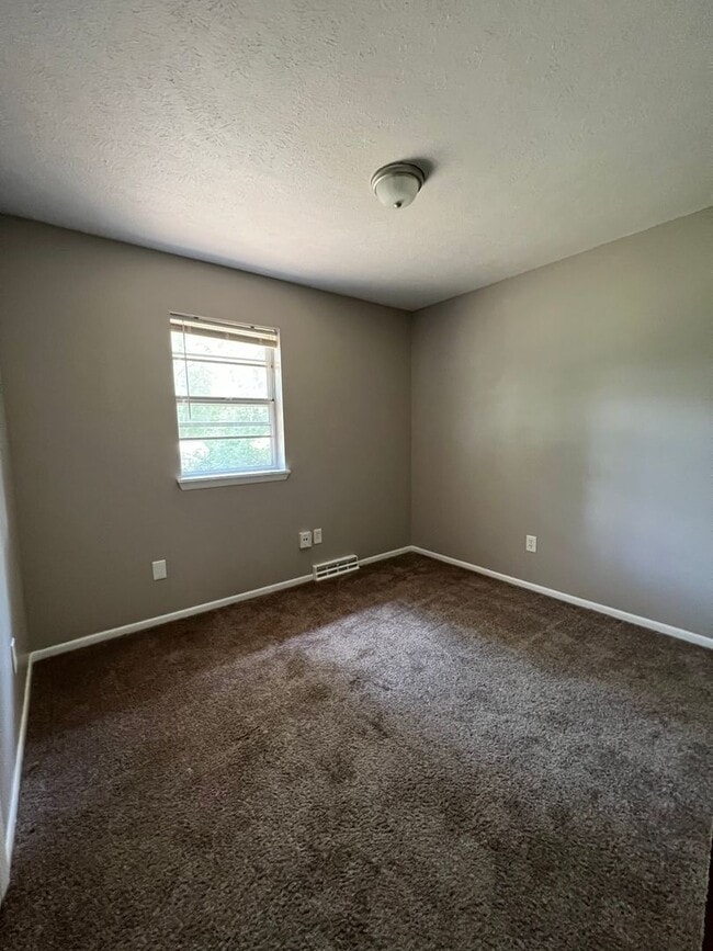 Photo - Available Now 3 bedroom 2 bathroom 1 car garage!