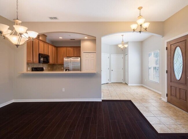 1925 Sunset Palm Dr