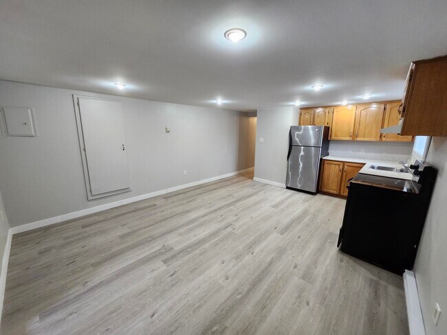 Photo - 160 Charlotte St W Unit 5